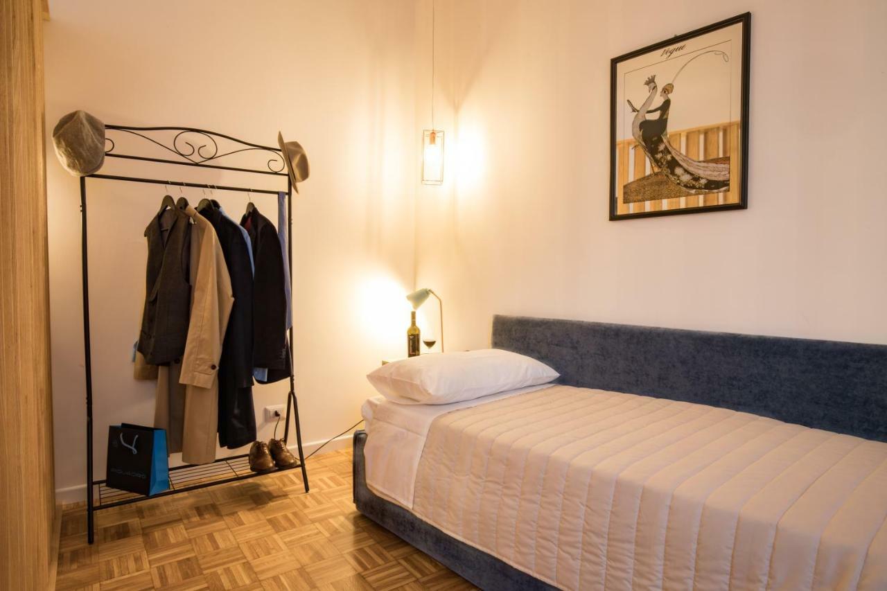 Amazing Trevi Fountain Apartment Рим Екстериор снимка