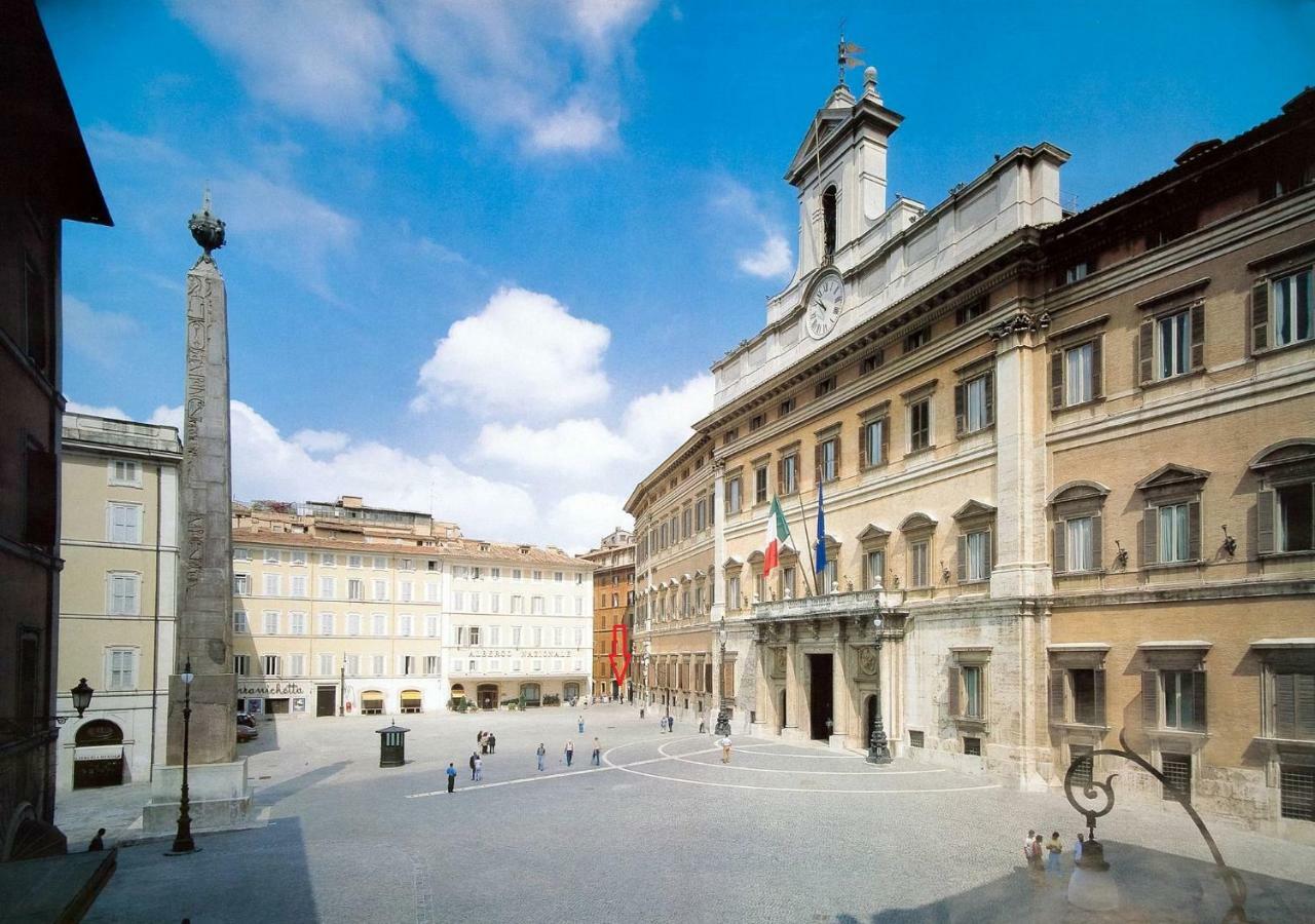 Amazing Trevi Fountain Apartment Рим Екстериор снимка